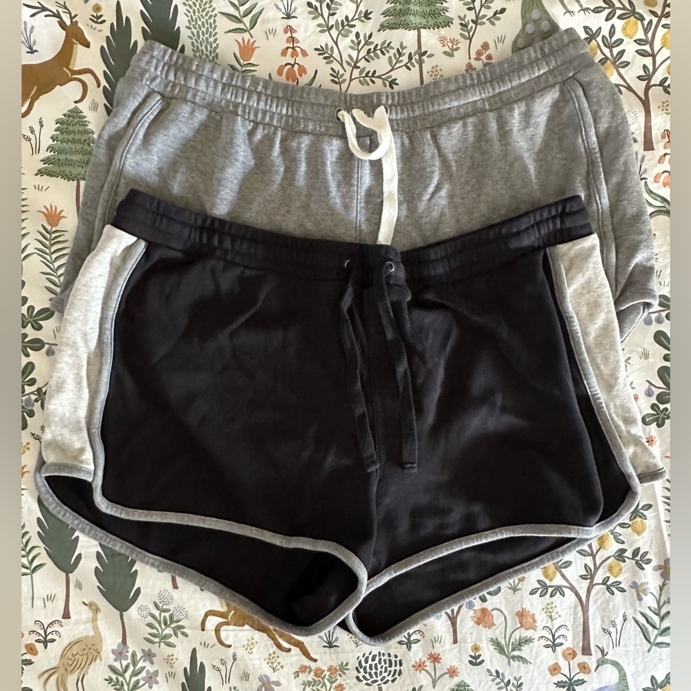 Lot of 2: Madewell L Pair of Lounge Sweat Offline Shorts Black and Grey